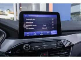 Ford Kuga (2023) thumbnail 45