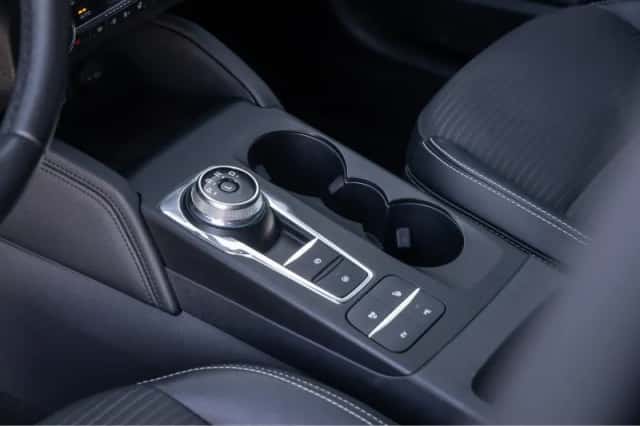 Ford Kuga (2023) thumbnail 48