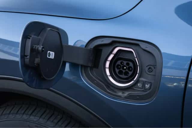 Ford Kuga (2023) thumbnail 51