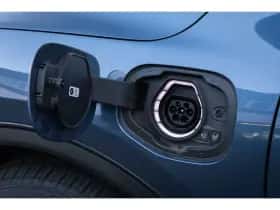 Ford Kuga (2023) thumbnail 51
