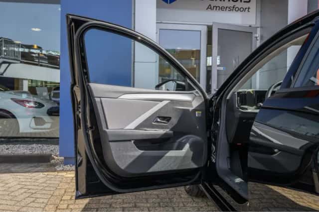 Opel Astra Sports Tourer (2023) thumbnail 18