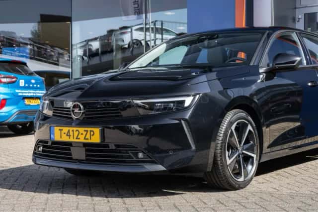 Opel Astra Sports Tourer (2023) thumbnail 5