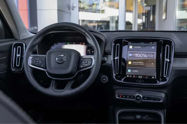 Volvo XC40 (2024) thumbnail 11