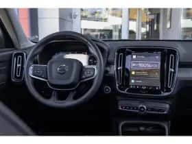 Volvo XC40 (2024) thumbnail 11