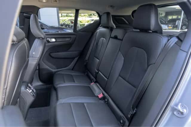Volvo XC40 (2024) thumbnail 15