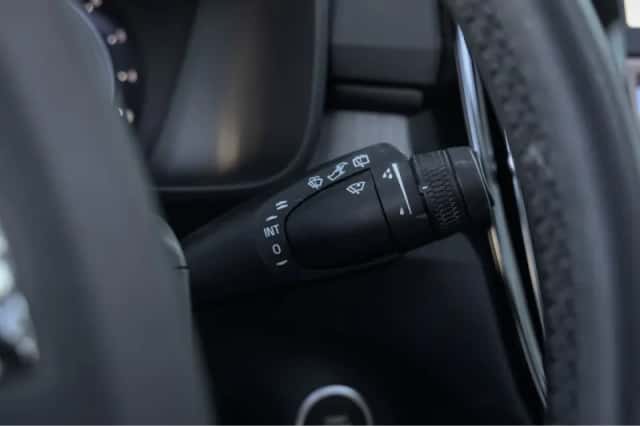 Volvo XC40 (2024) thumbnail 24