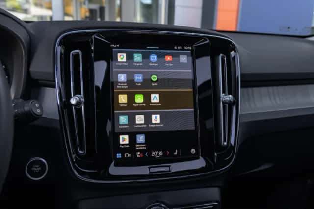Volvo XC40 (2024) thumbnail 25