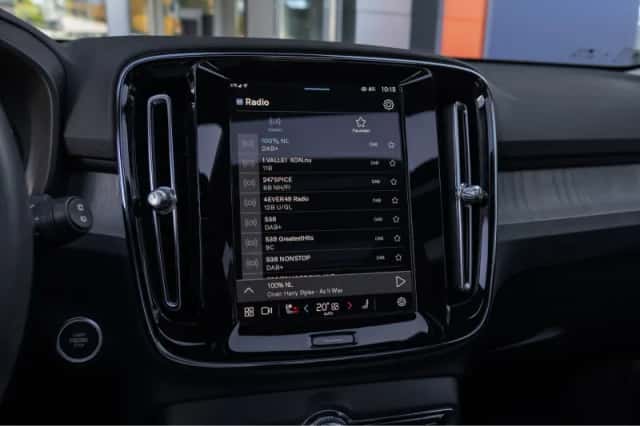 Volvo XC40 (2024) thumbnail 31