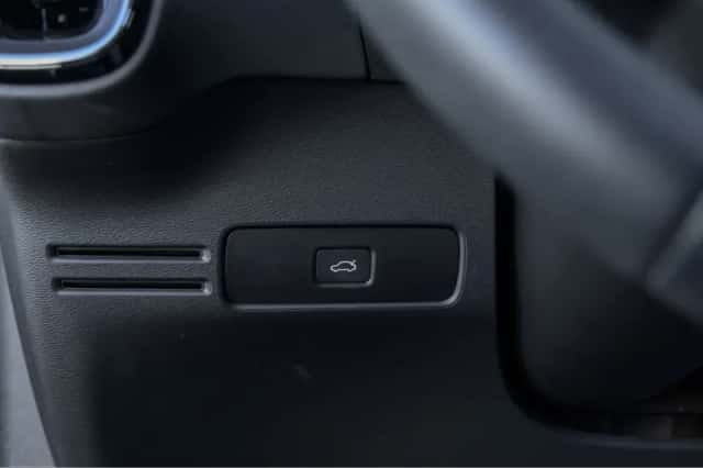Volvo XC40 (2024) thumbnail 34