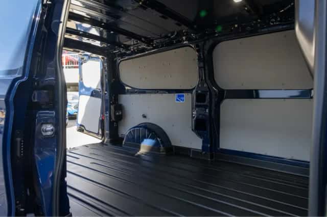 Ford Transit Custom (2024) thumbnail 11