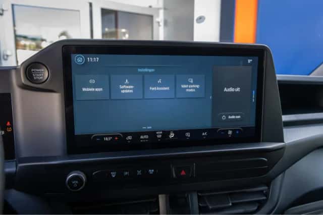 Ford Transit Custom (2024) thumbnail 30