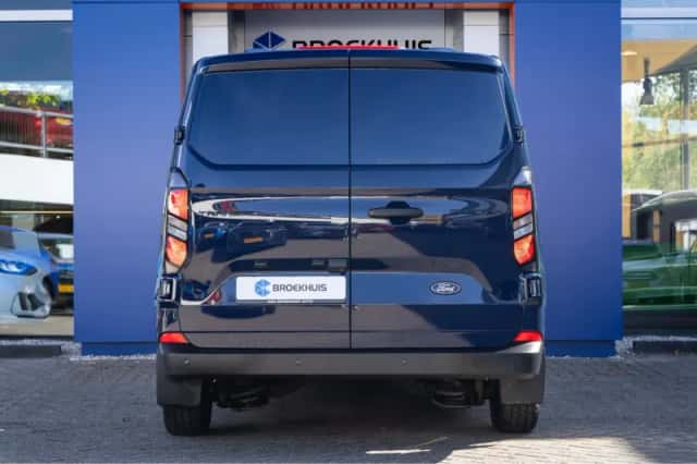 Ford Transit Custom (2024) thumbnail 7