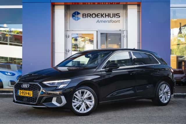 Audi A3 (2023) thumbnail 1