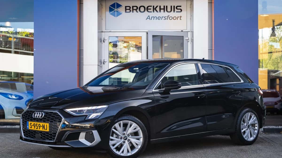 Audi A3 (2023) — foto 1