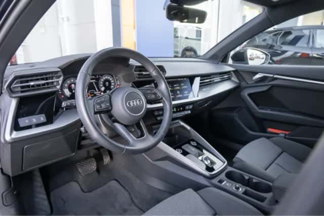 Audi A3 (2023) thumbnail 12
