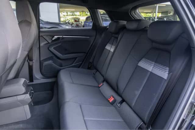 Audi A3 (2023) thumbnail 16