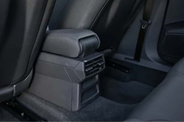 Audi A3 (2023) thumbnail 17