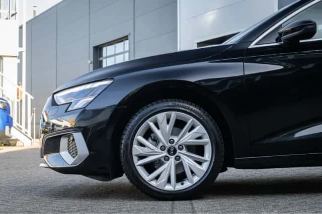 Audi A3 (2023) thumbnail 9