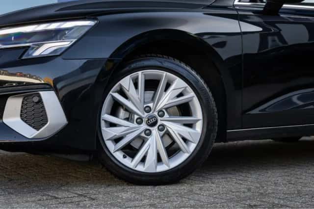 Audi A3 (2023) thumbnail 10
