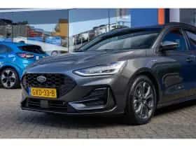 Ford Focus (2025) thumbnail 3