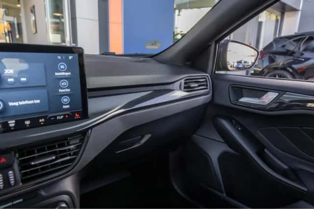 Ford Focus (2025) thumbnail 23