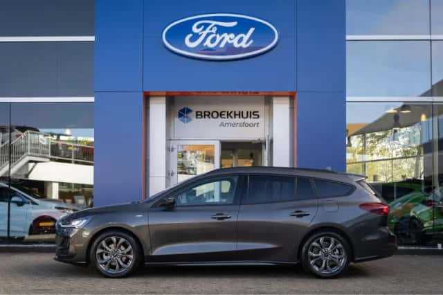 Ford Focus (2025) thumbnail 5