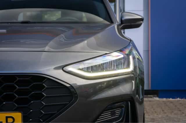Ford Focus (2025) thumbnail 7