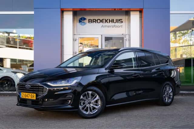 Ford Focus (2024) thumbnail 1