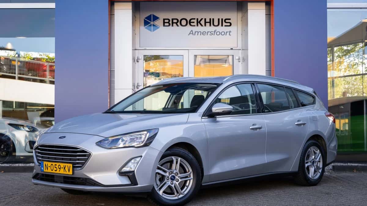 Ford Focus (2021) — foto 1