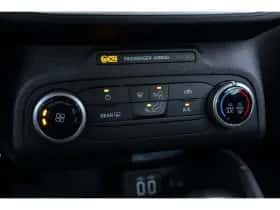 Ford Focus (2021) thumbnail 38
