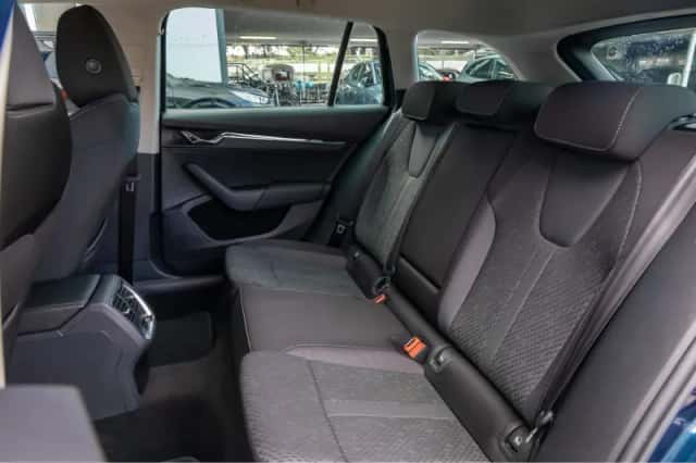 Škoda Octavia (2022) thumbnail 15
