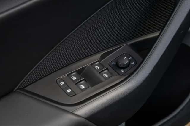 Škoda Octavia (2022) thumbnail 19