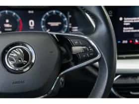 Škoda Octavia (2022) thumbnail 30