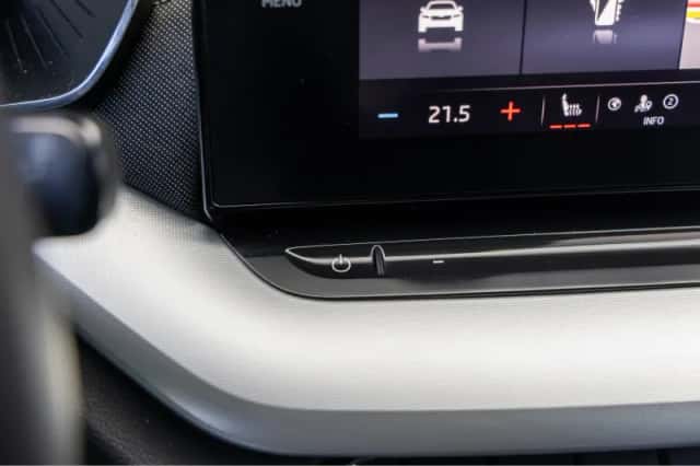 Škoda Octavia (2022) thumbnail 40