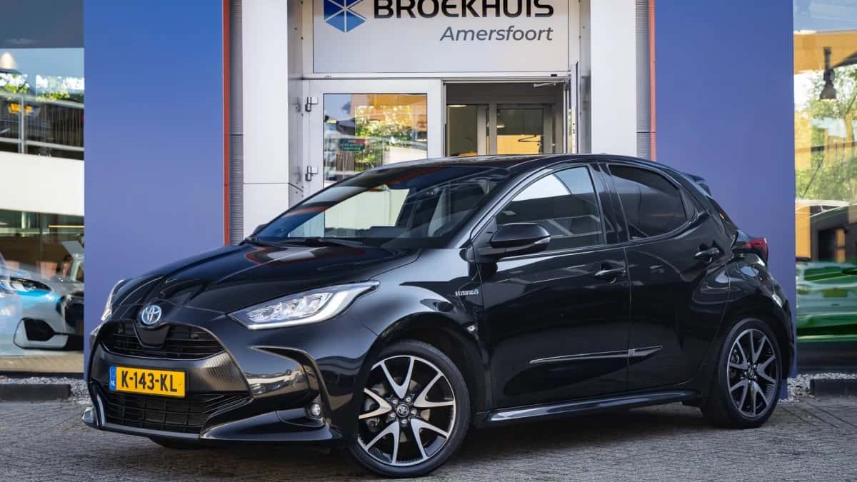 Toyota Yaris (2021) — foto 1