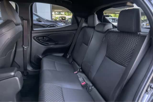 Toyota Yaris (2021) thumbnail 14
