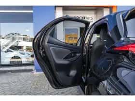Toyota Yaris (2021) thumbnail 16