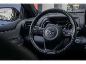Toyota Yaris (2021) thumbnail 21
