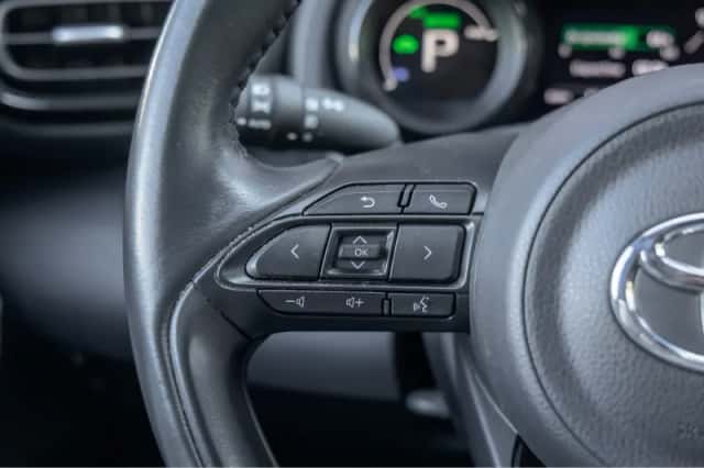 Toyota Yaris (2021) thumbnail 23