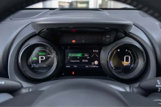 Toyota Yaris (2021) thumbnail 24