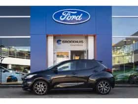 Toyota Yaris (2021) thumbnail 5