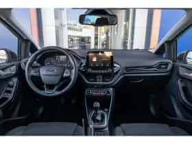 Ford Fiesta (2023) thumbnail 2
