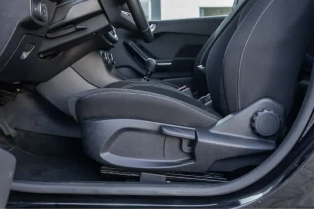 Ford Fiesta (2023) thumbnail 12