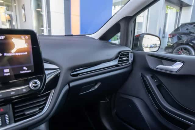 Ford Fiesta (2023) thumbnail 27