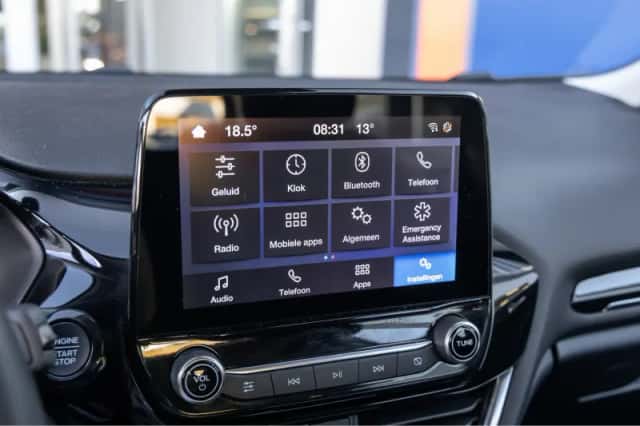 Ford Fiesta (2023) thumbnail 31