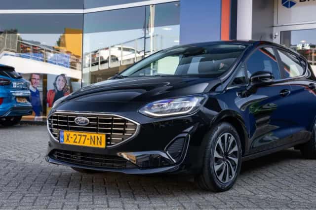 Ford Fiesta (2023) thumbnail 8