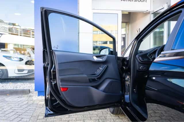 Ford Fiesta (2023) thumbnail 10