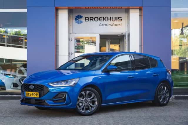 Ford Focus (2022) thumbnail 1
