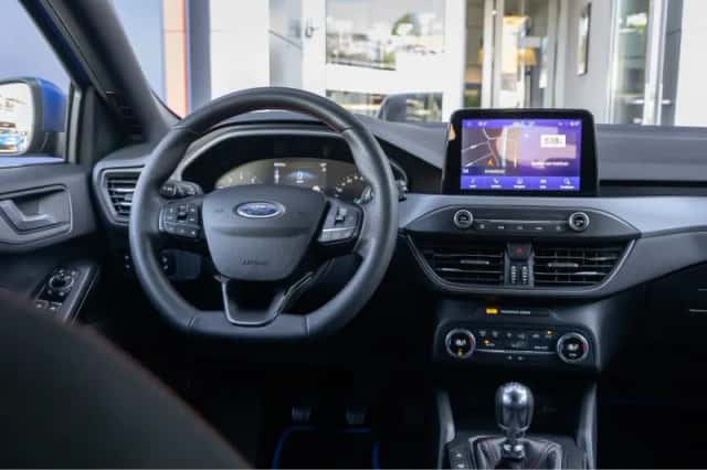 Ford Focus (2022) thumbnail 33
