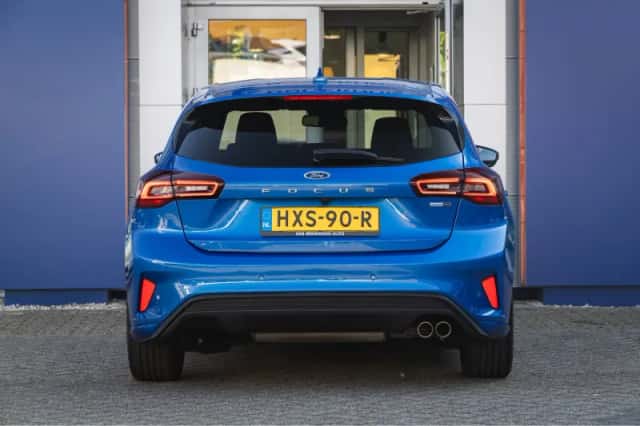 Ford Focus (2022) thumbnail 5